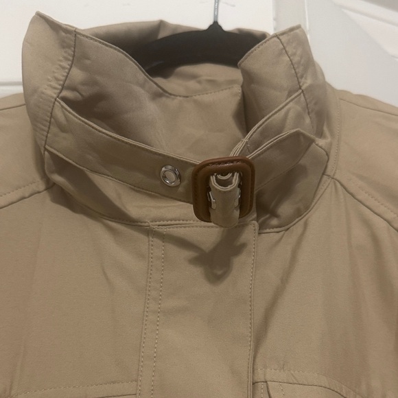 Tan Jacket - Picture 5 of 8
